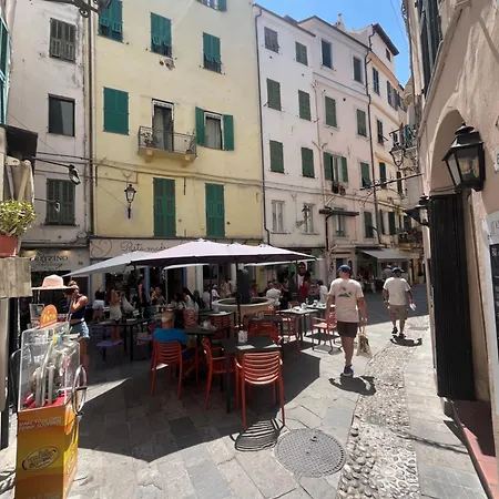 Mek Corradi House * Sanremo